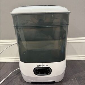 Baby Brezza Advanced XL Extra Large Capacity White and Gray Bottle Sterilizer